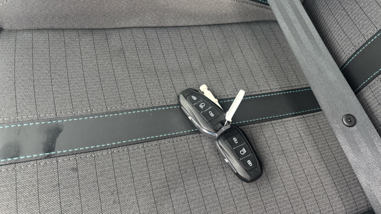 Peugeot 208 1.2 PureTech 100 Allure Premium 5dr Petrol Hatchback